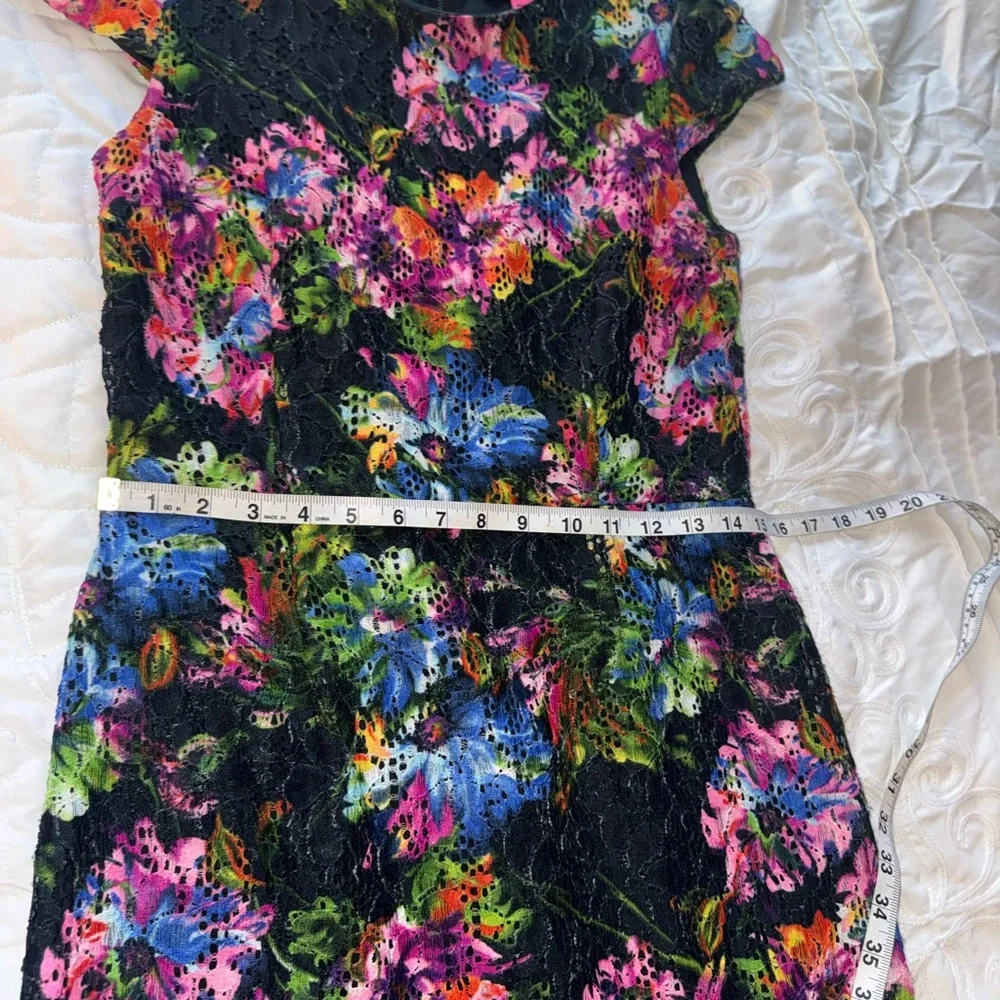 Betsey Johnson Women Dress Size 6 Floral Midi Sheath Cap Sleeve Eyelet Colorful - Picture 10 of 10